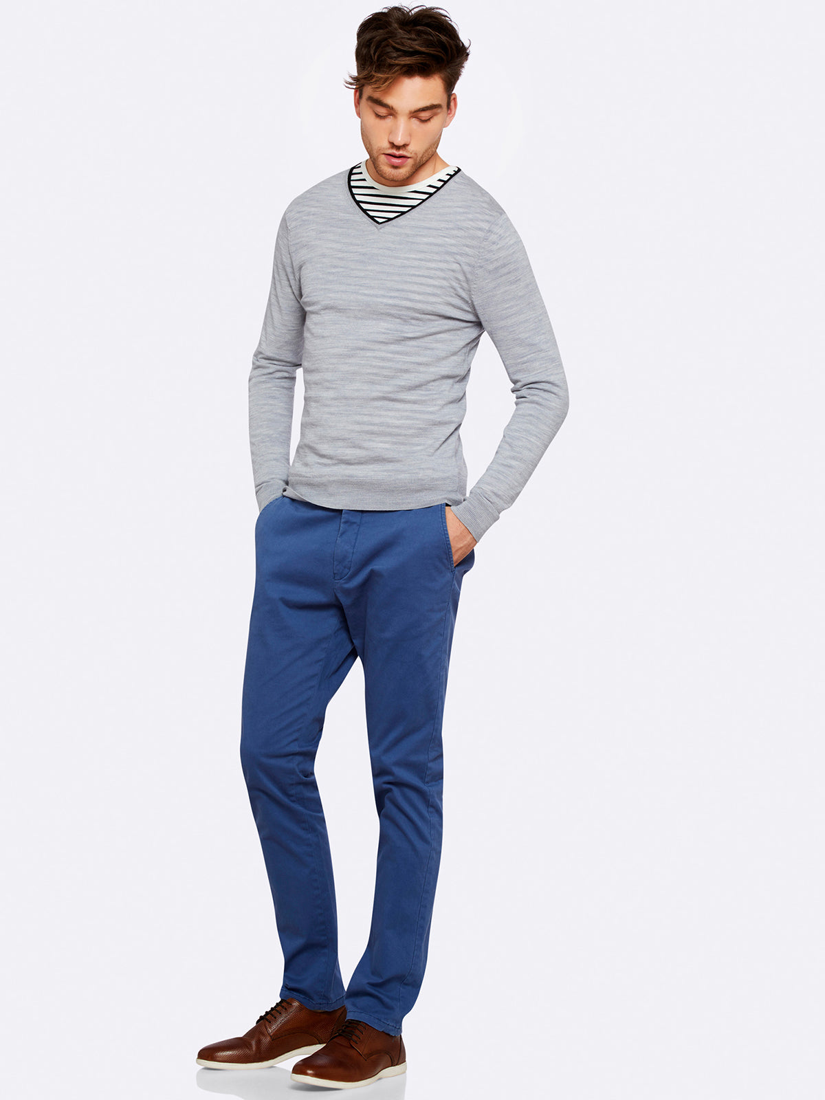 PERRY V-NECK TIPPING PULLOVER