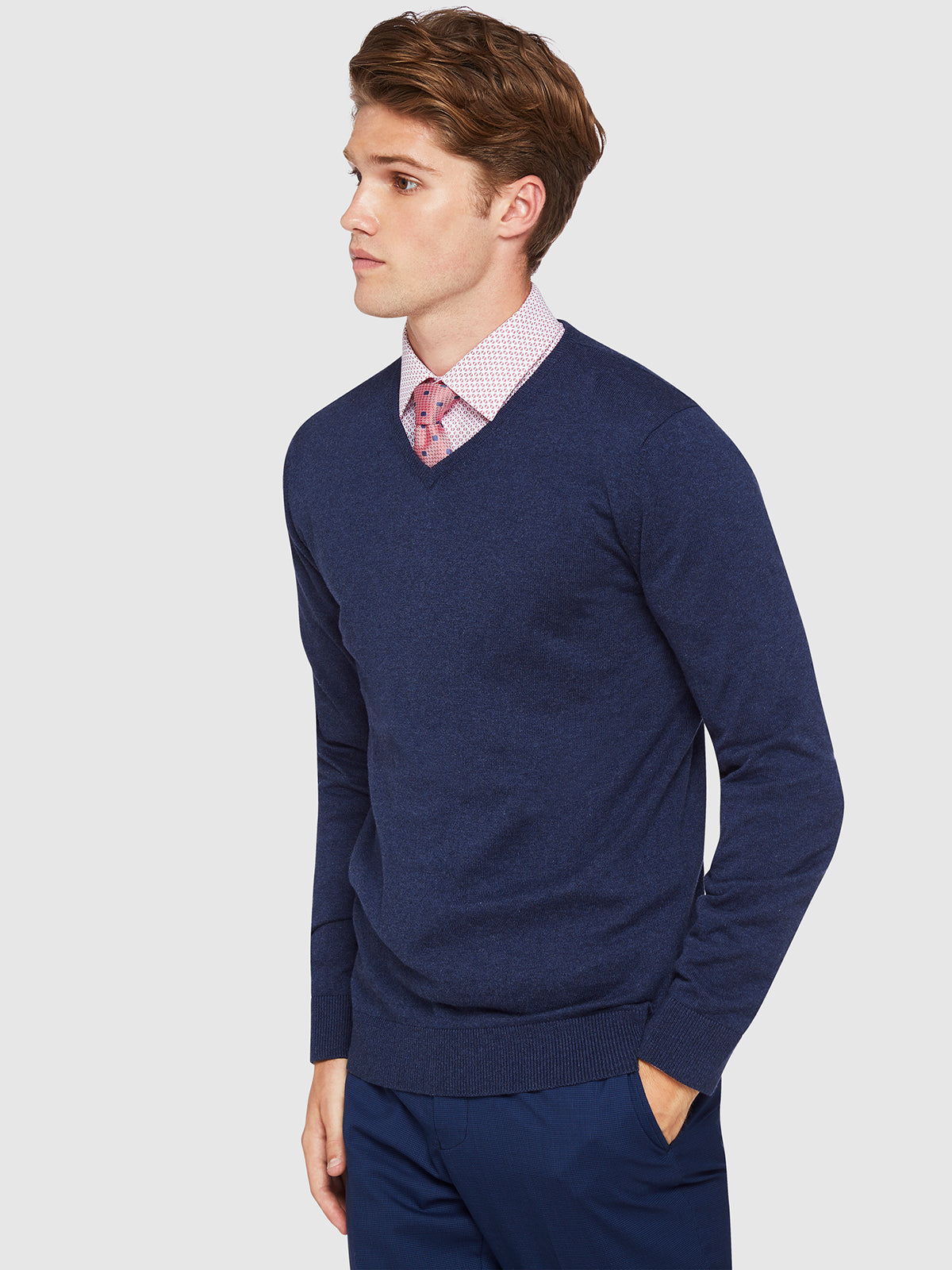 COTTON V-NECK PULLOVER