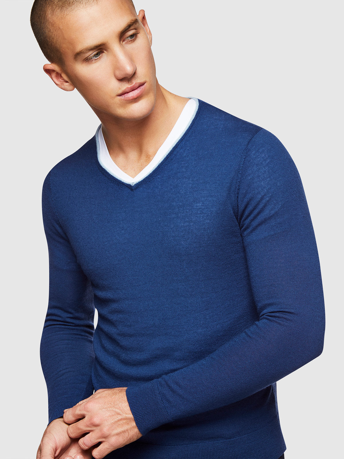 PERRY MERINO WOOL V-NECK KNIT