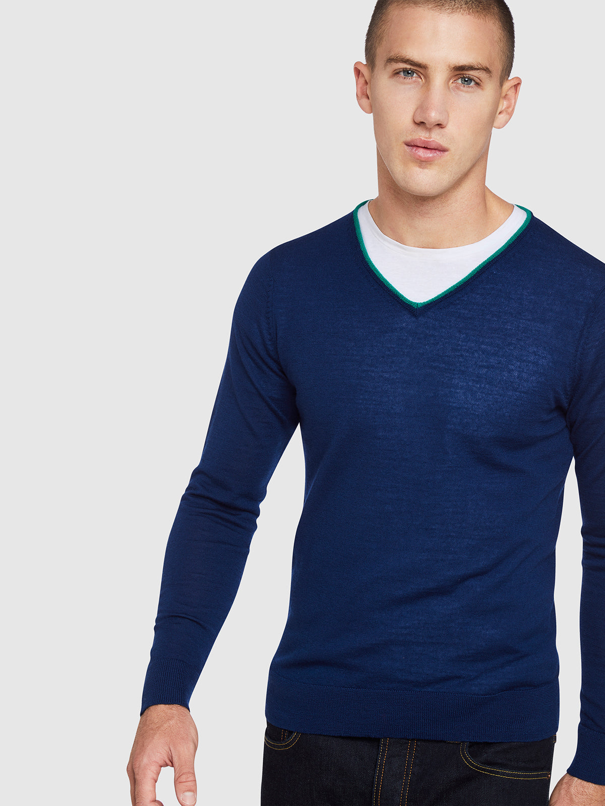 PERRY MERINO WOOL V-NECK KNIT