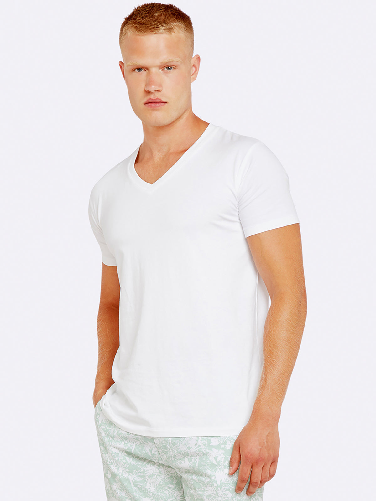 PETER STRETCH V-NECK T-SHIRT