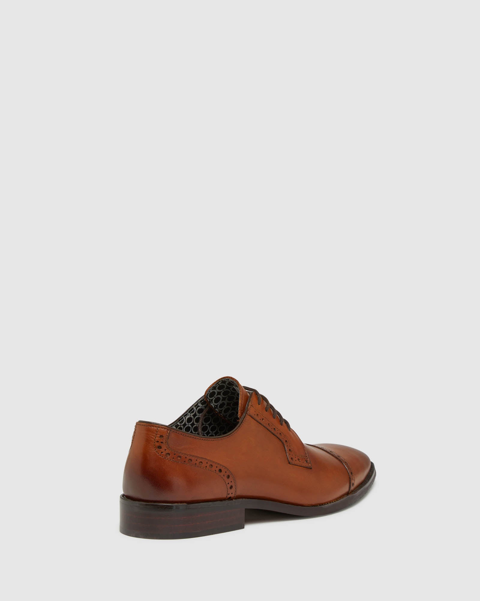 FINLEY LEATHER DERBY SHOES