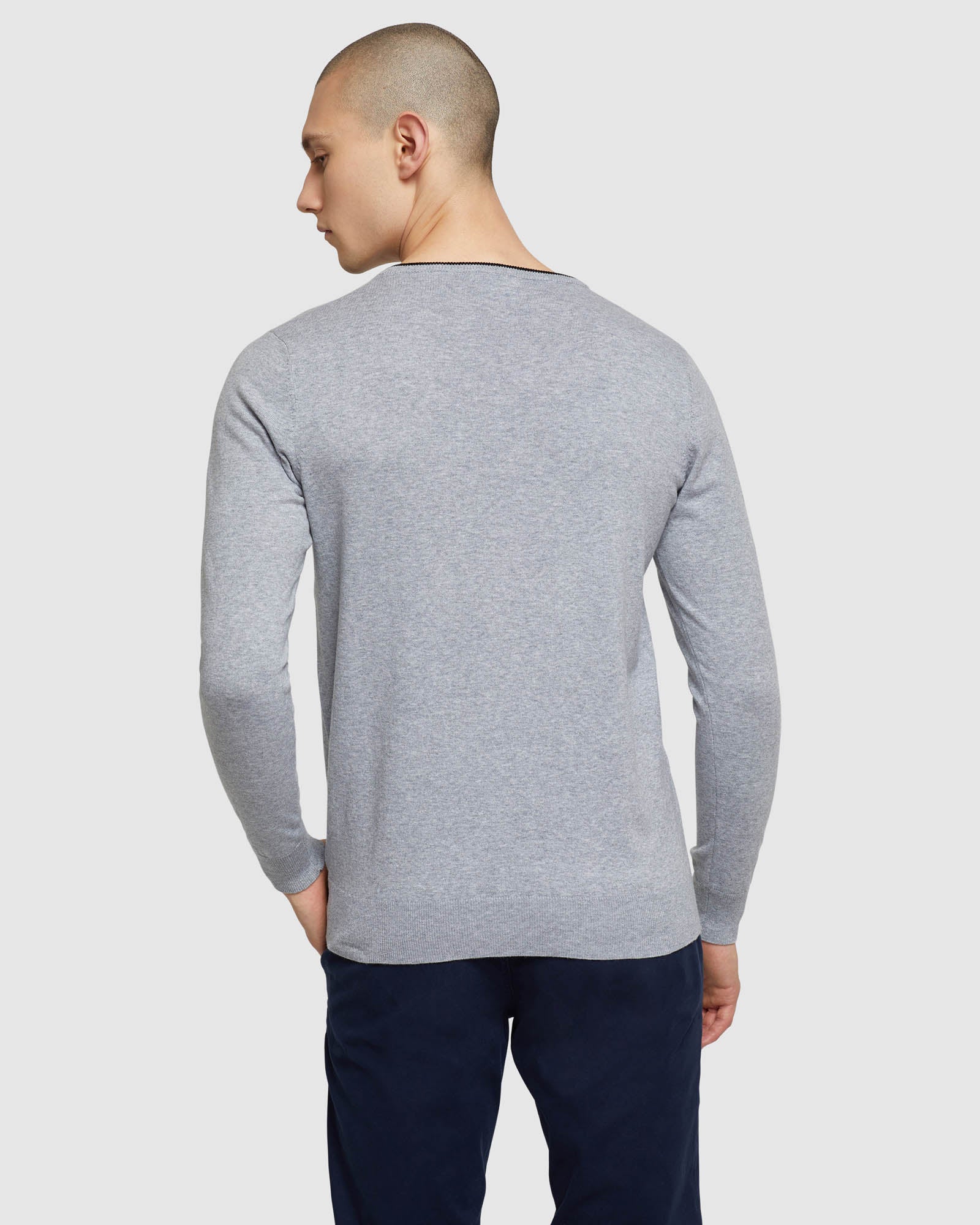 PERRY TIPPING V-NECK PULLOVER