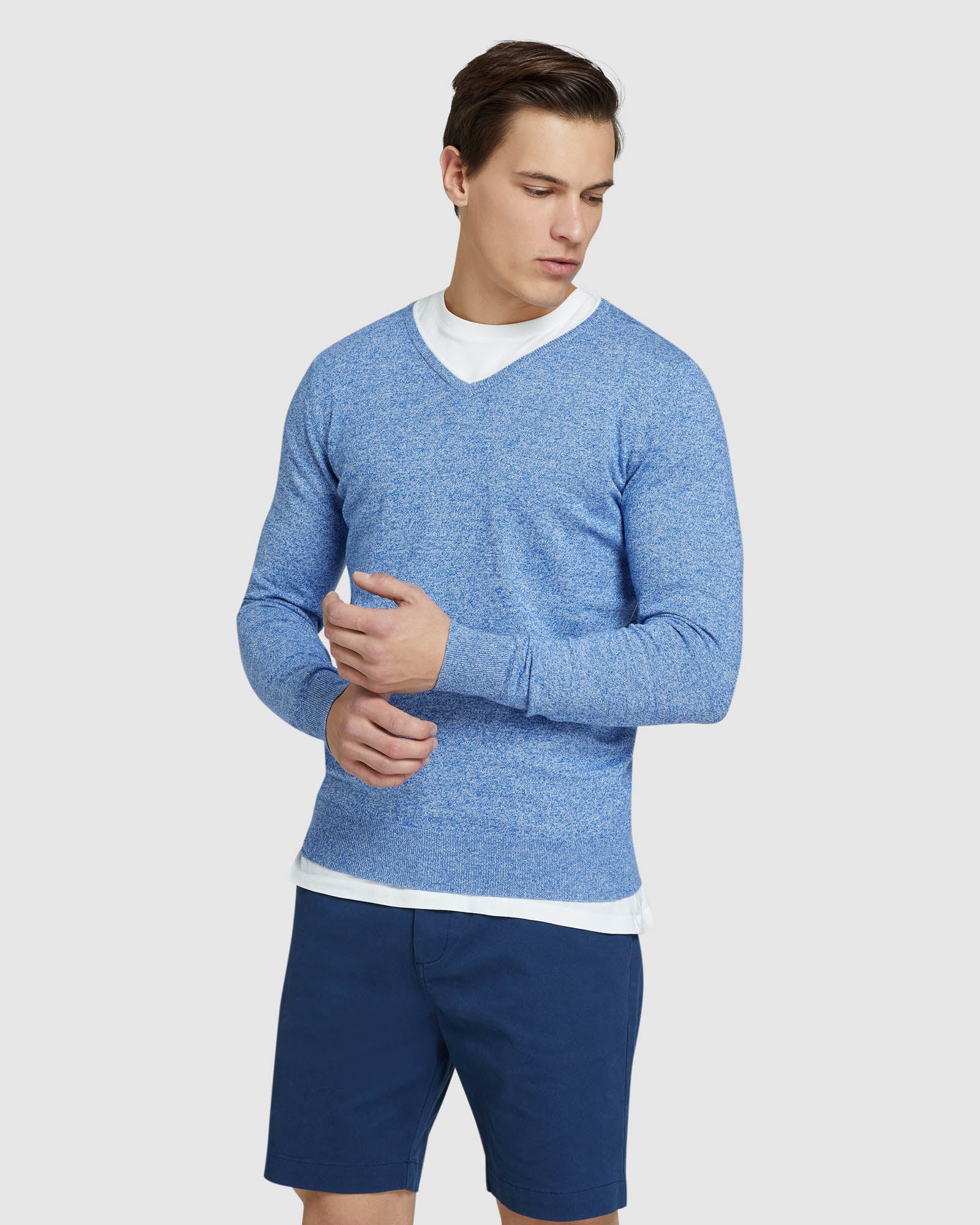 PERRY TIPPING V-NECK PULLOVER