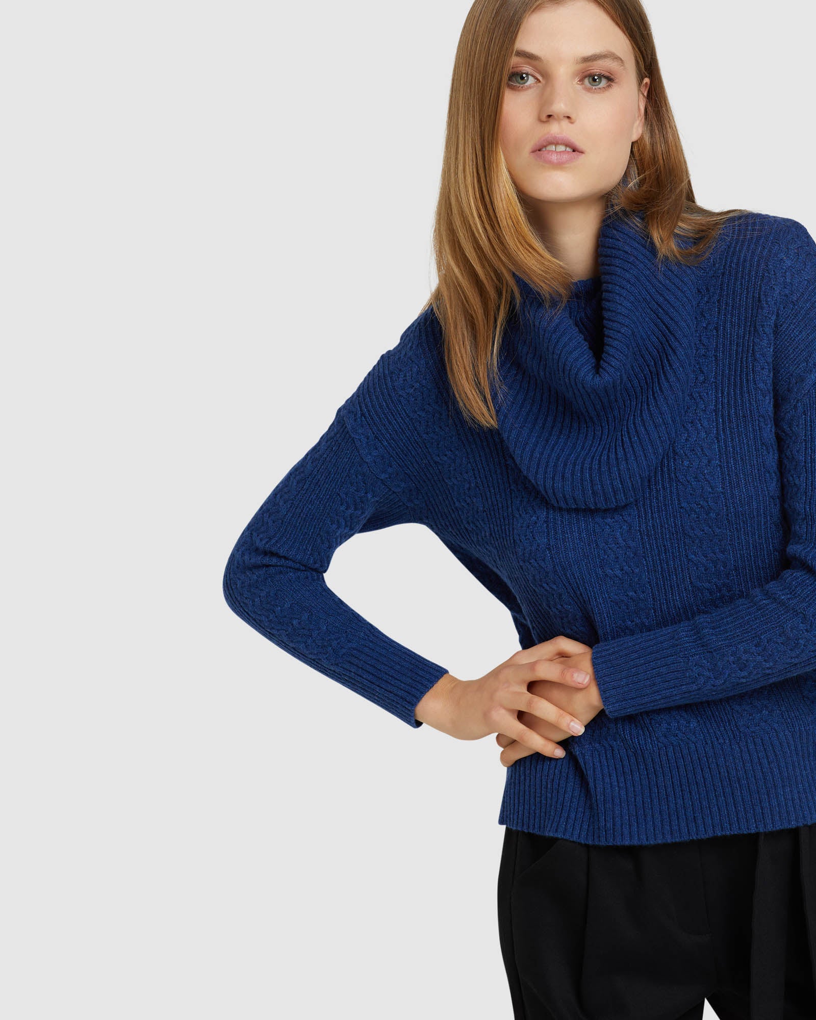 HARPER ROLL NECK KNIT