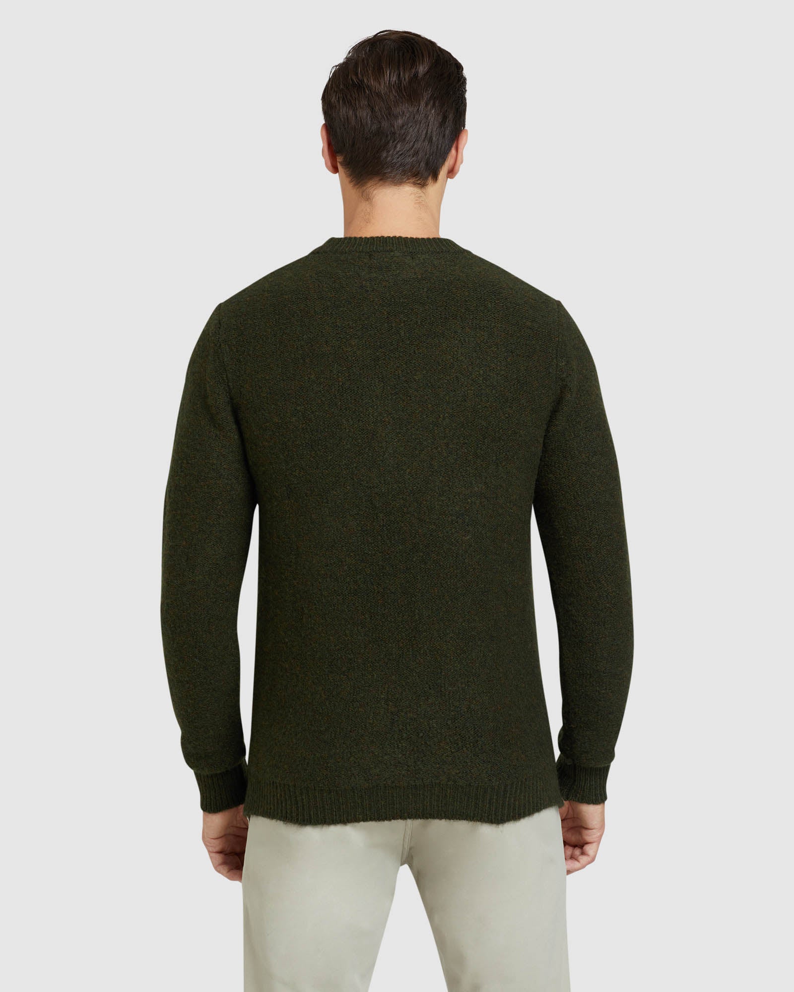 LEO SOFT CREW NECK KNIT