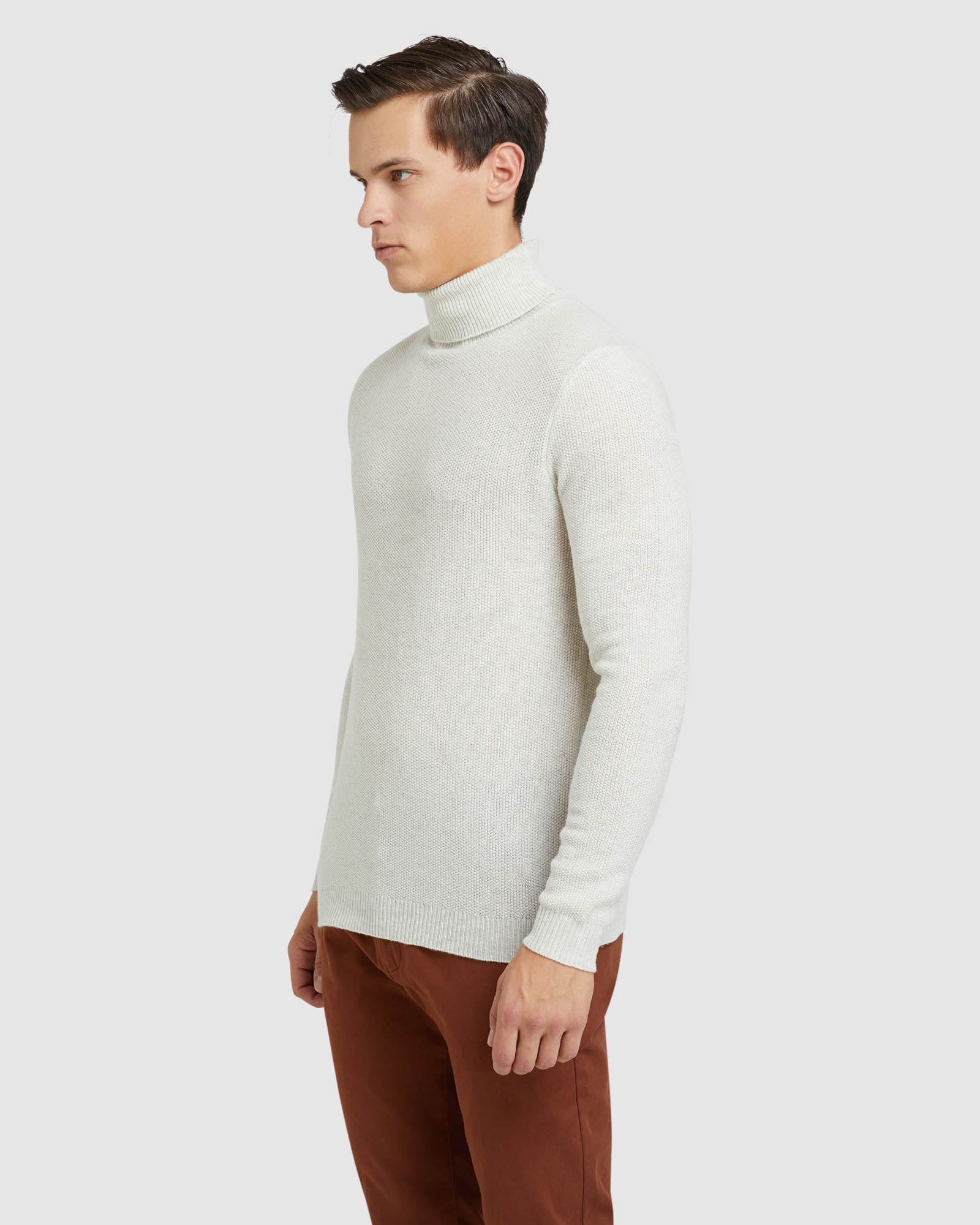 BRODIE TURTLE NECK KNIT