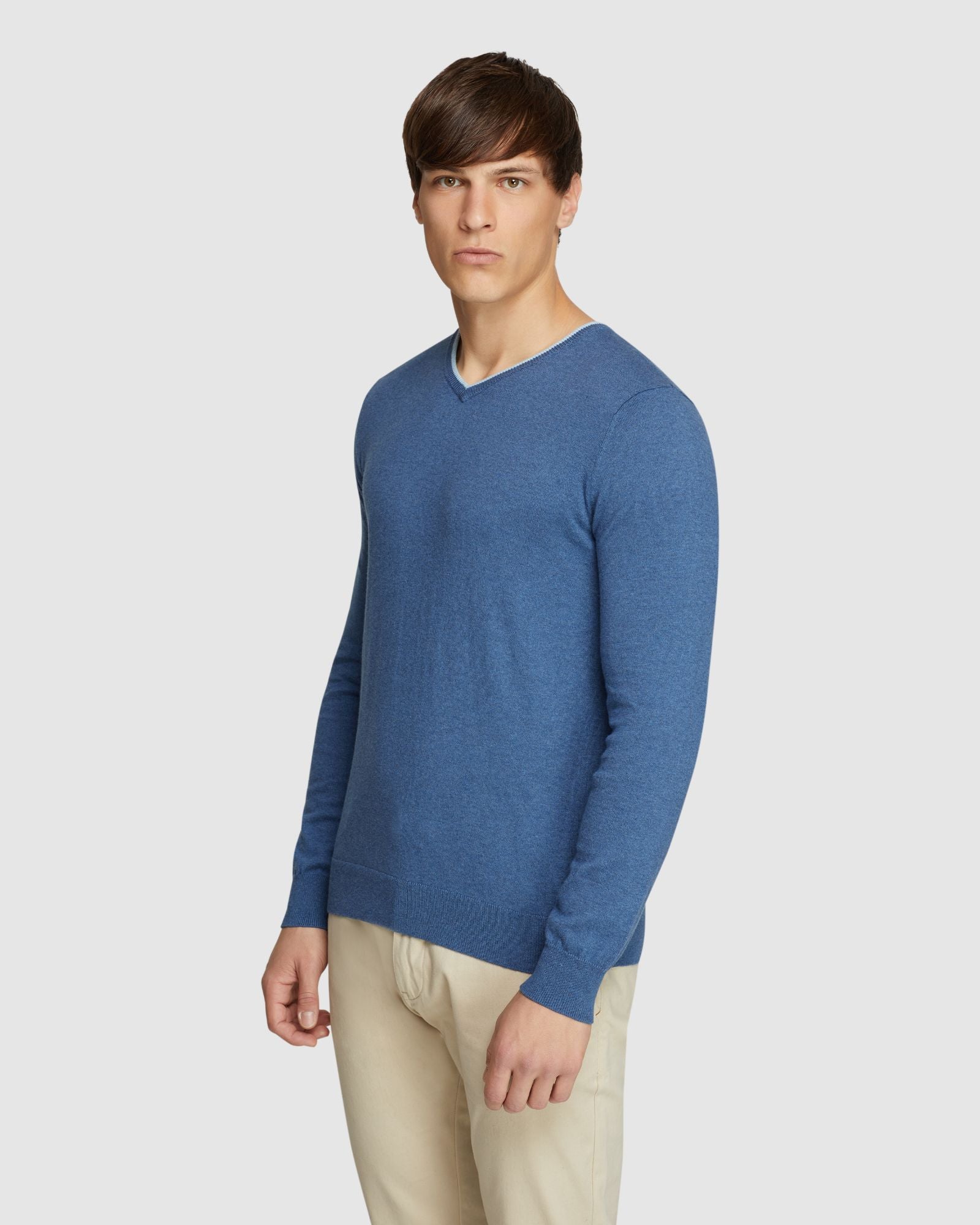 PERRY TIPPING V-NECK CASHMERE BLEND