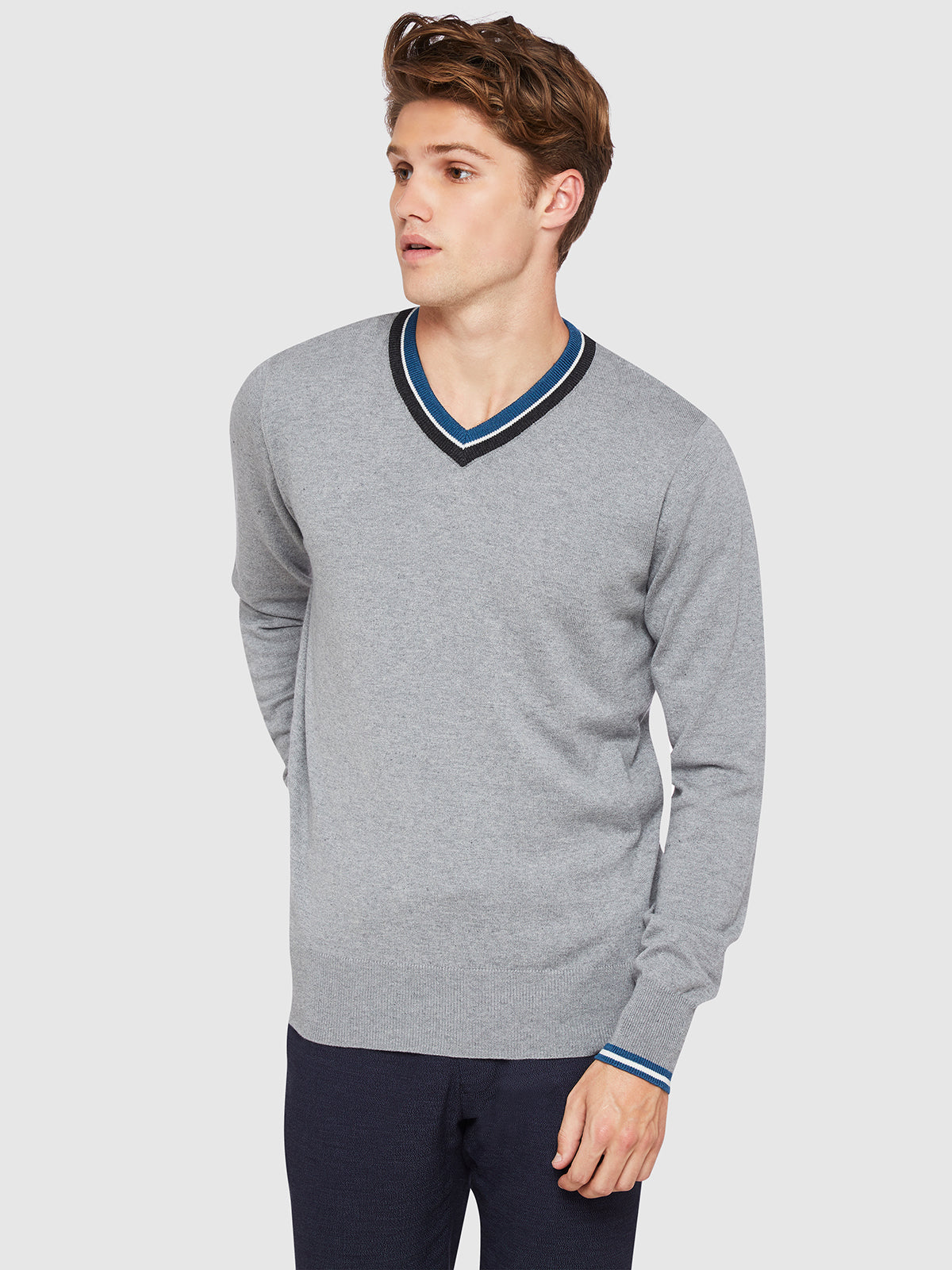 JAX TIPPING V-NECK PULLOVER