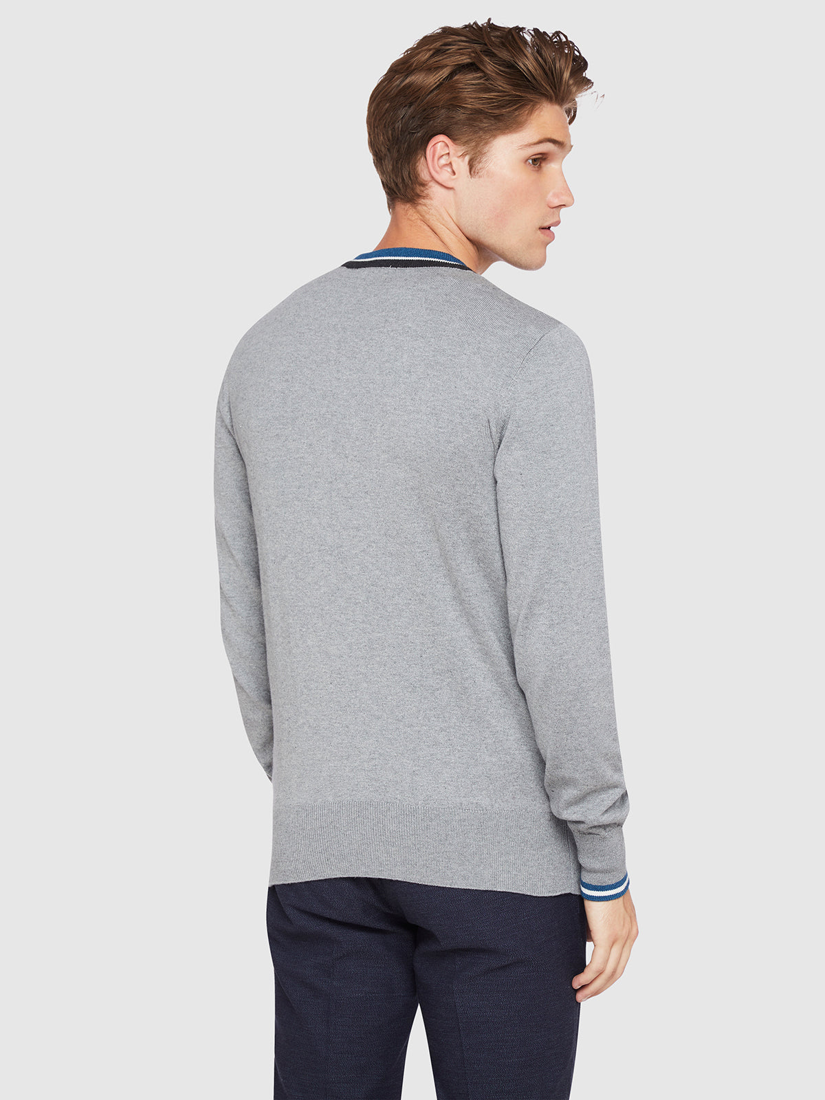 JAX TIPPING V-NECK PULLOVER