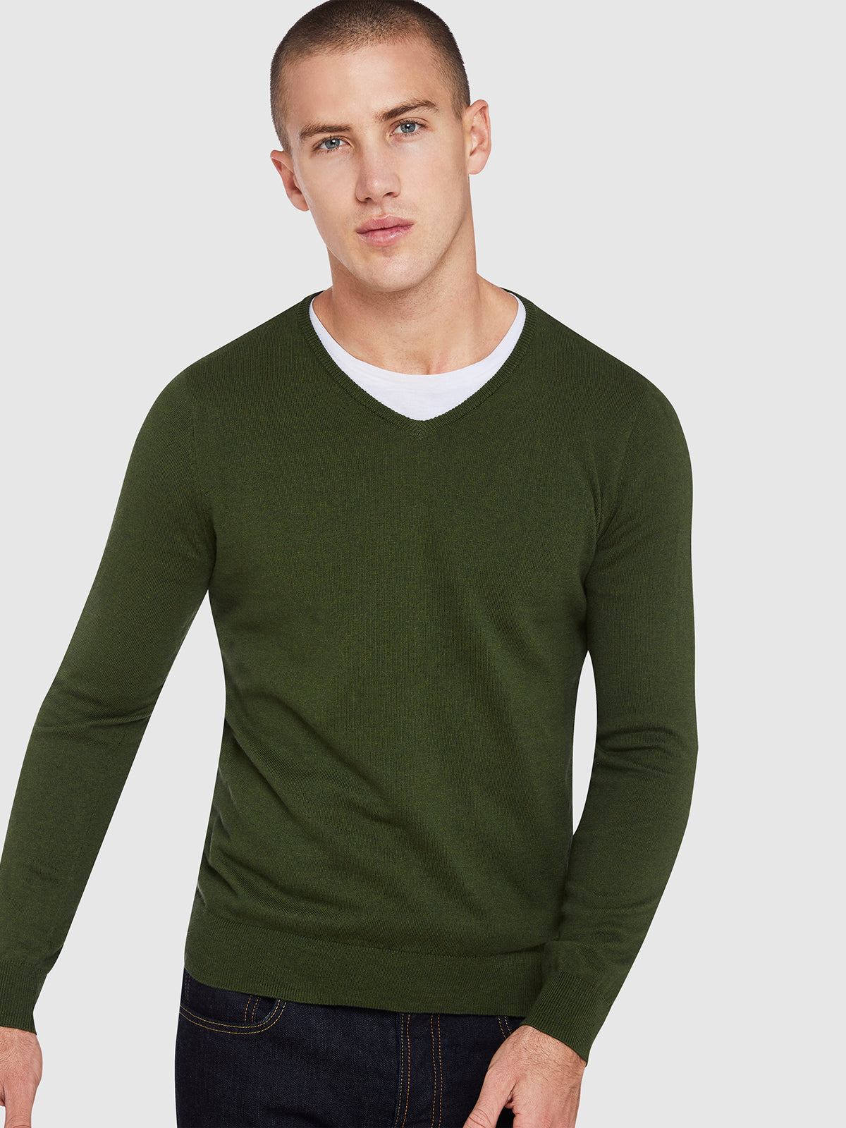 COTTON/CASHMERE V-NECK PULLOVER