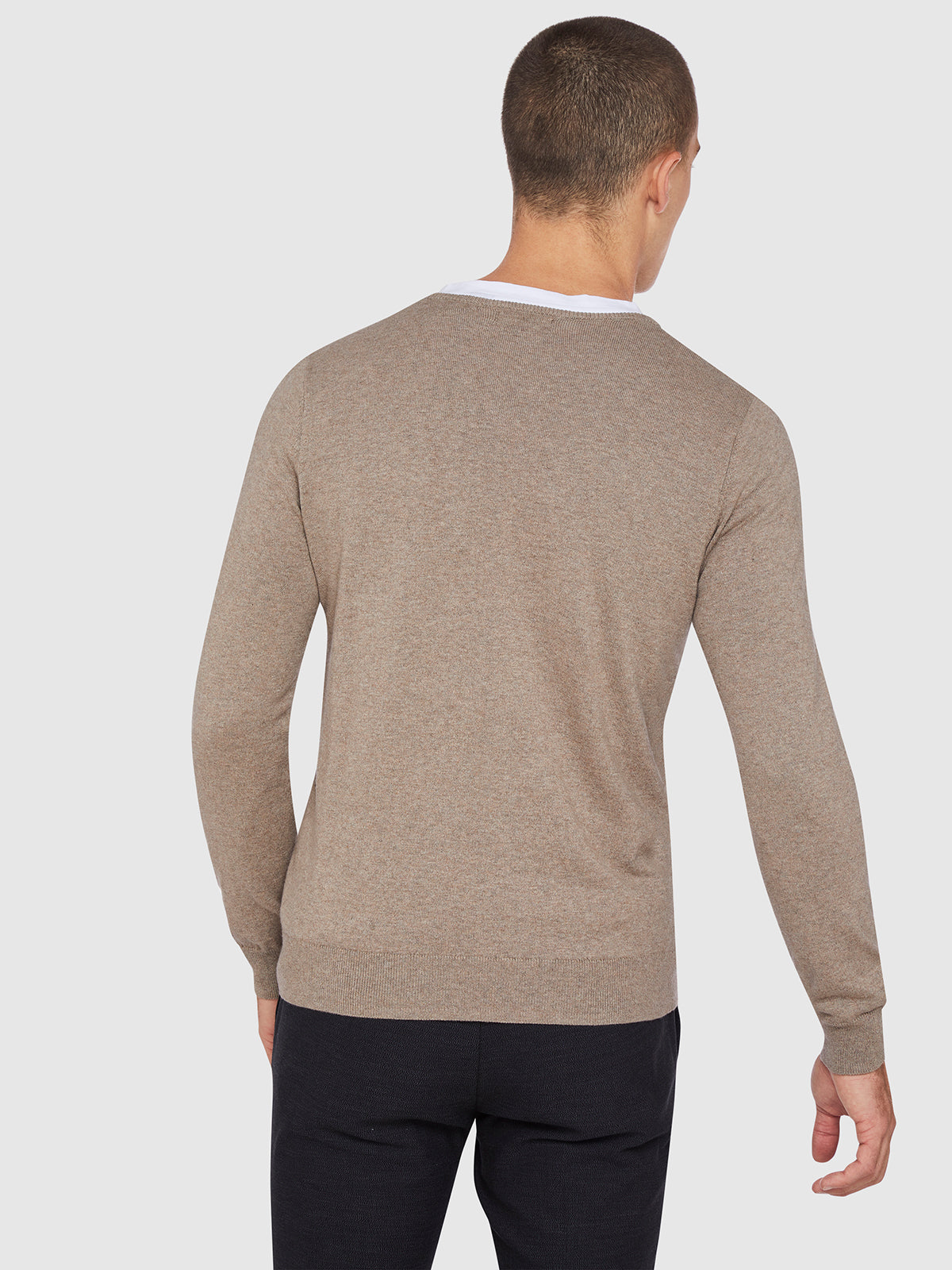 COTTON/CASHMERE V-NECK PULLOVER