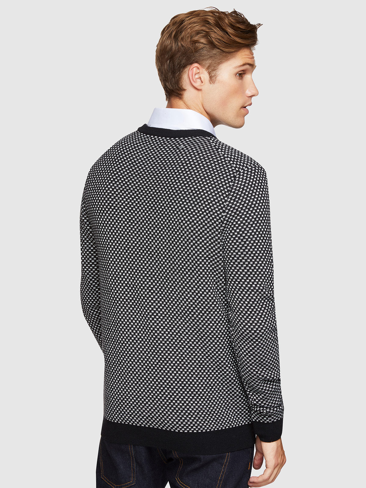 SAXON JACQUARD KNIT