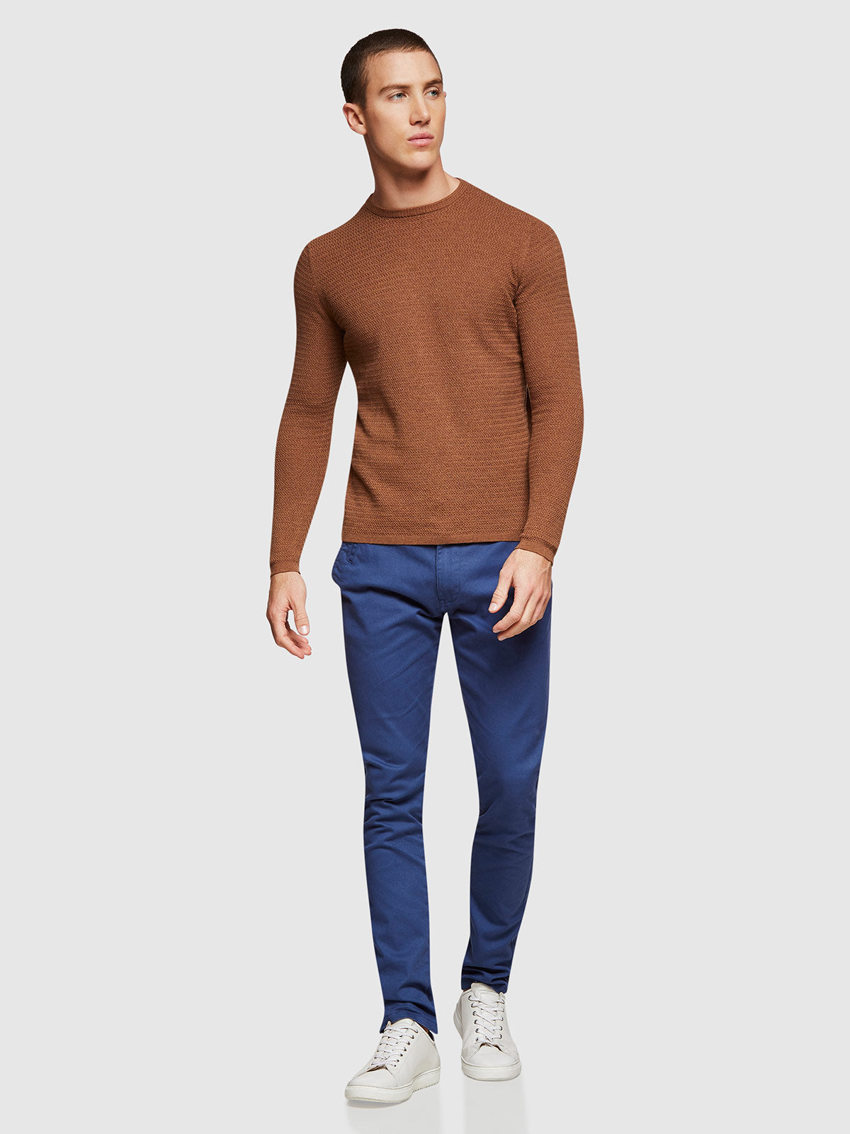 BARTON TEXTURED CREWNECK PULLOVER