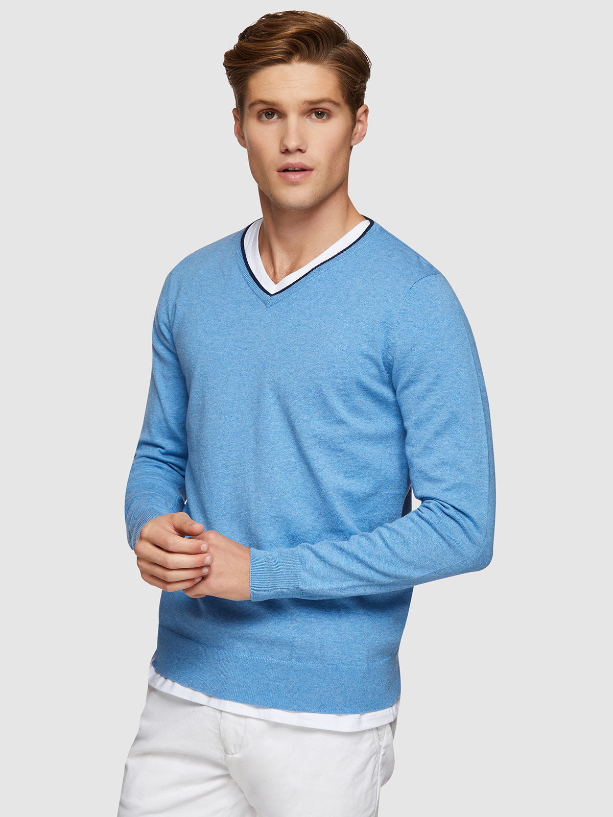 PERRY TIPPING V-NECK PULLOVER