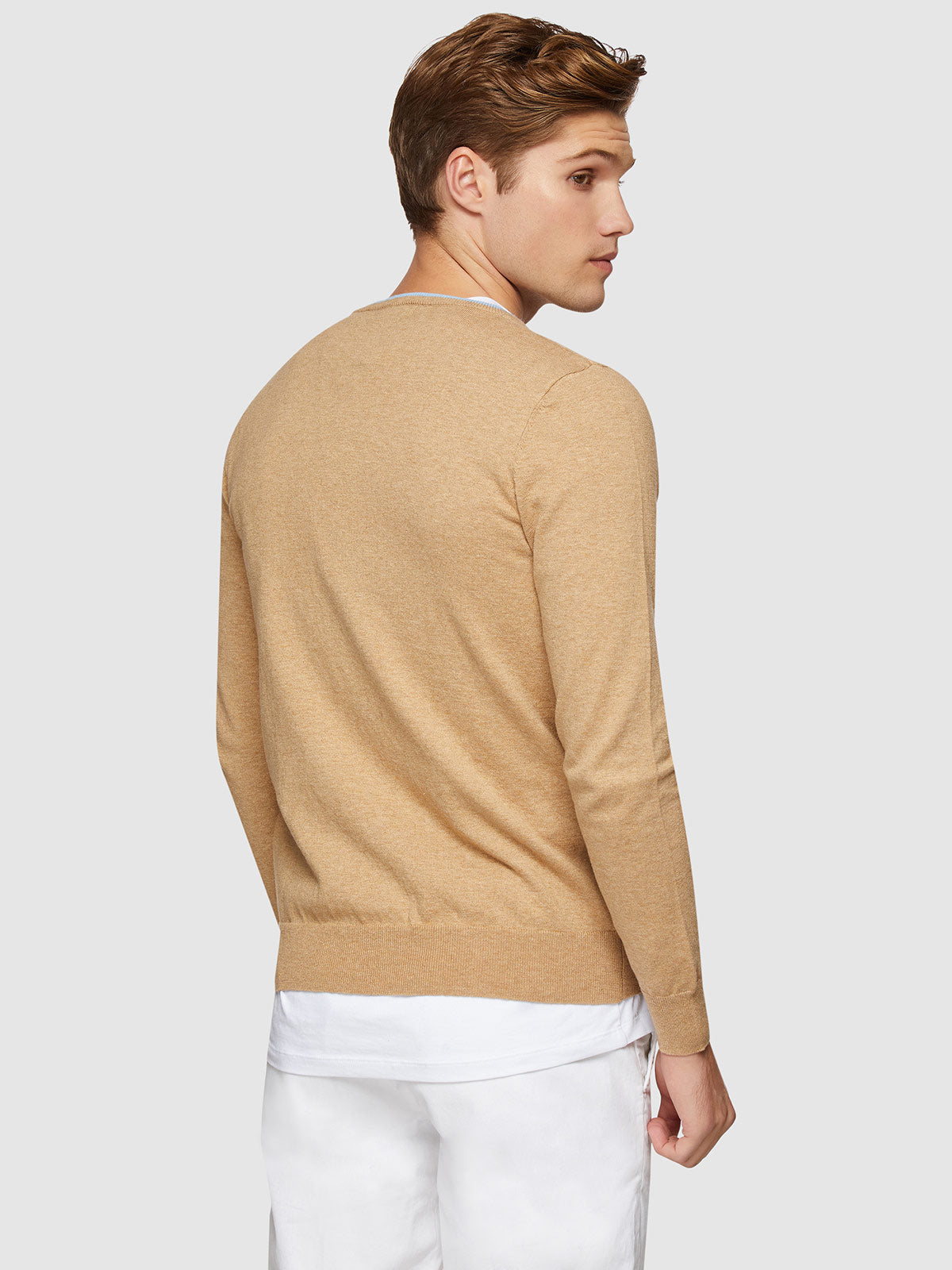 PERRY TIPPING V-NECK PULLOVER