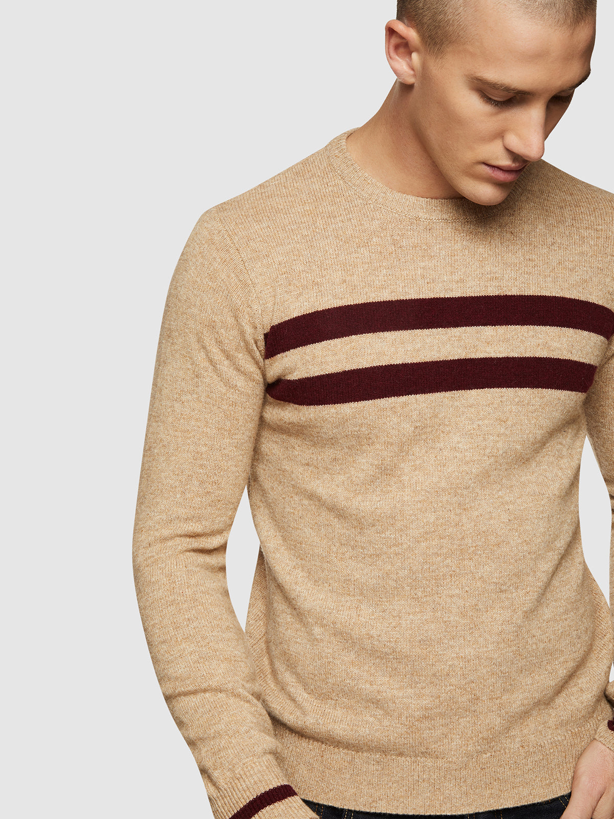 ARCHIE CONTRAST STRIPE CREW NECK