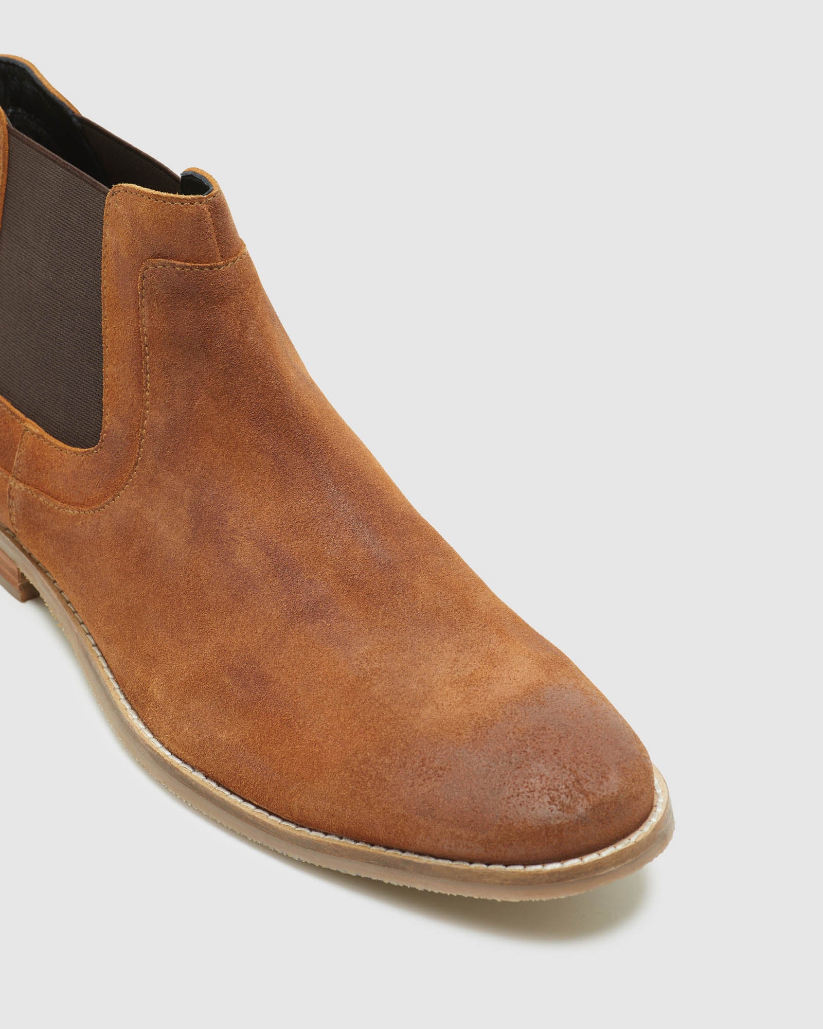 FARRIS SUEDE CHELSEA BOOTS