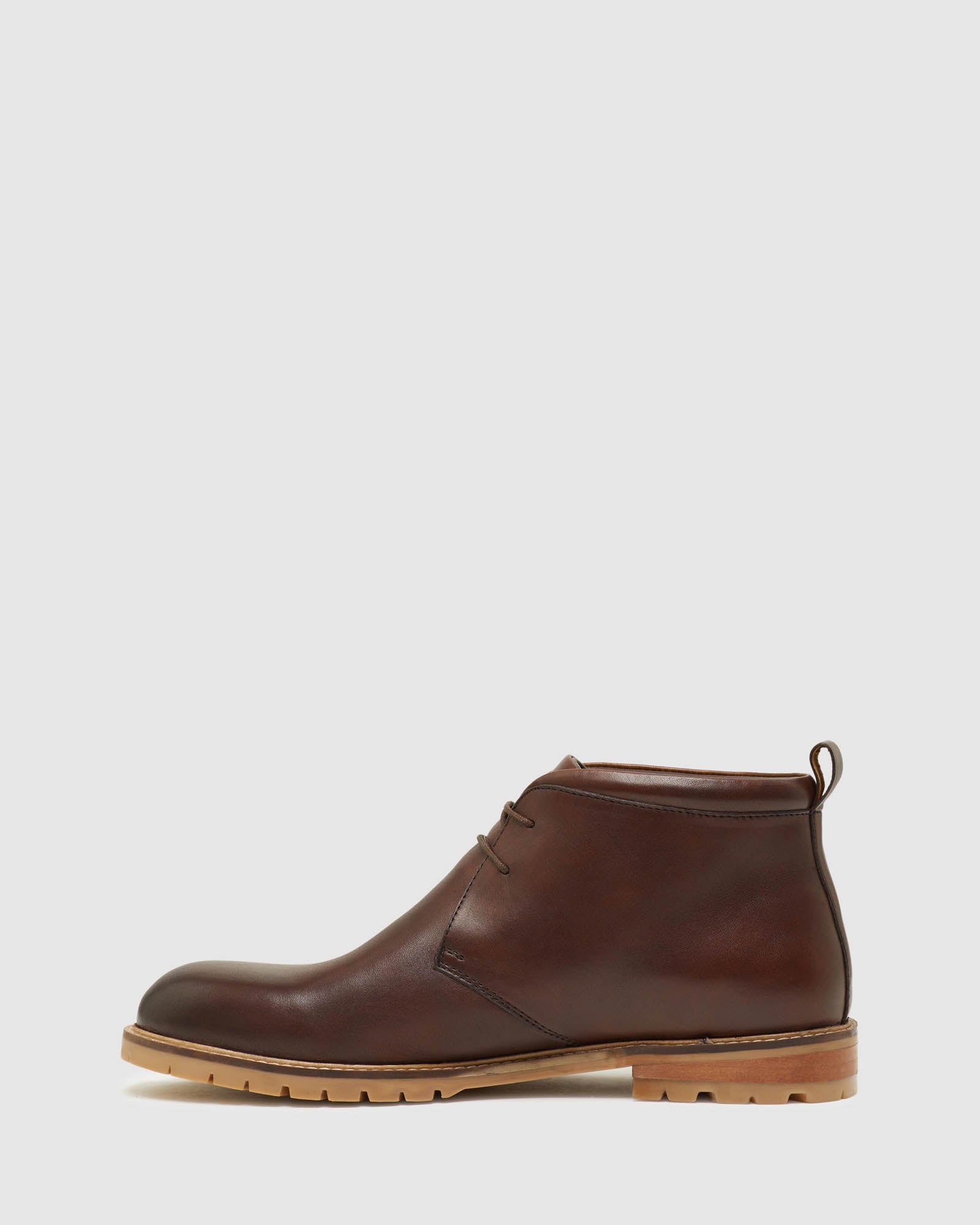 LENNOX LEATHER CHUKKA BOOTS