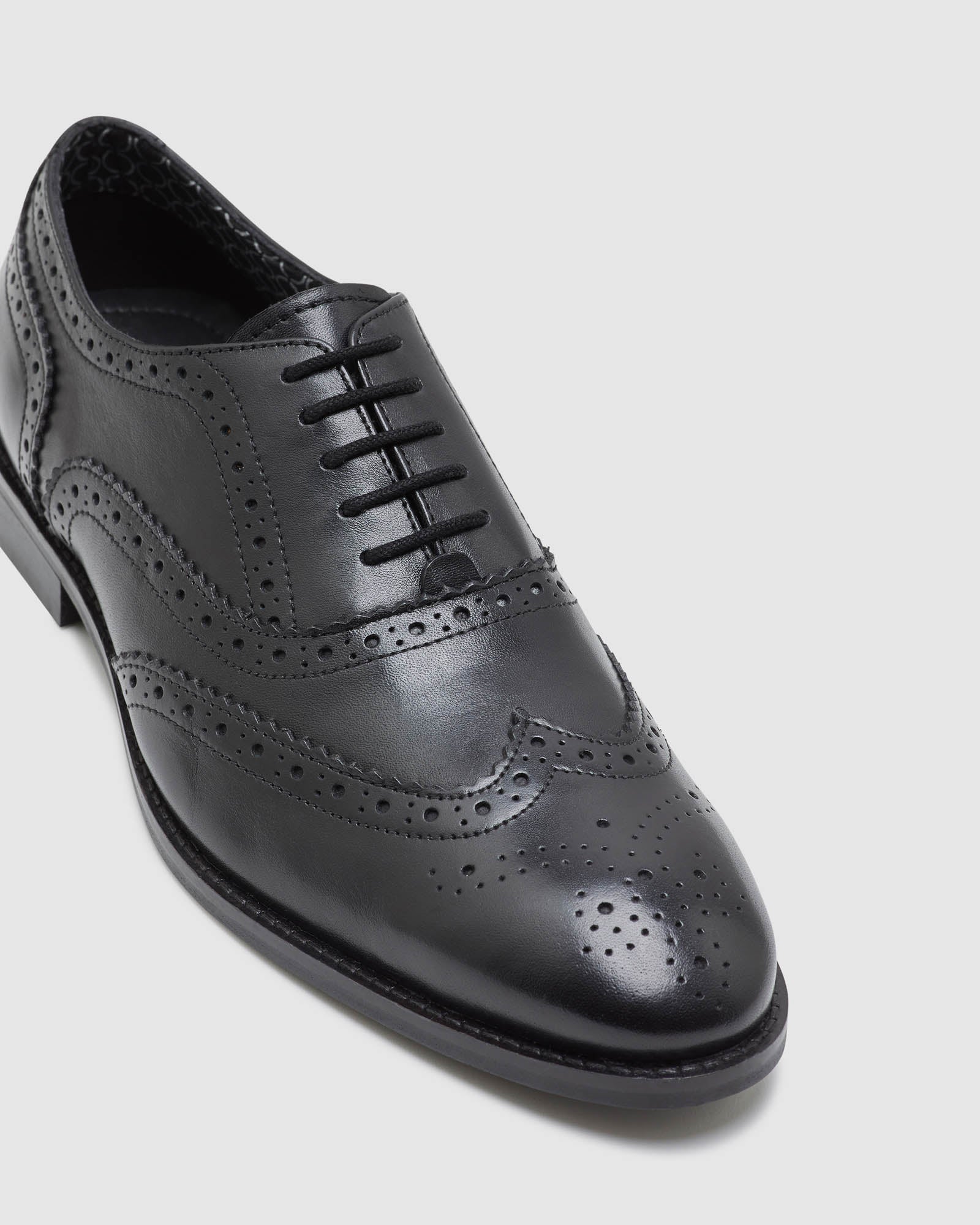 JOSE LEATHER BROGUE SHOES