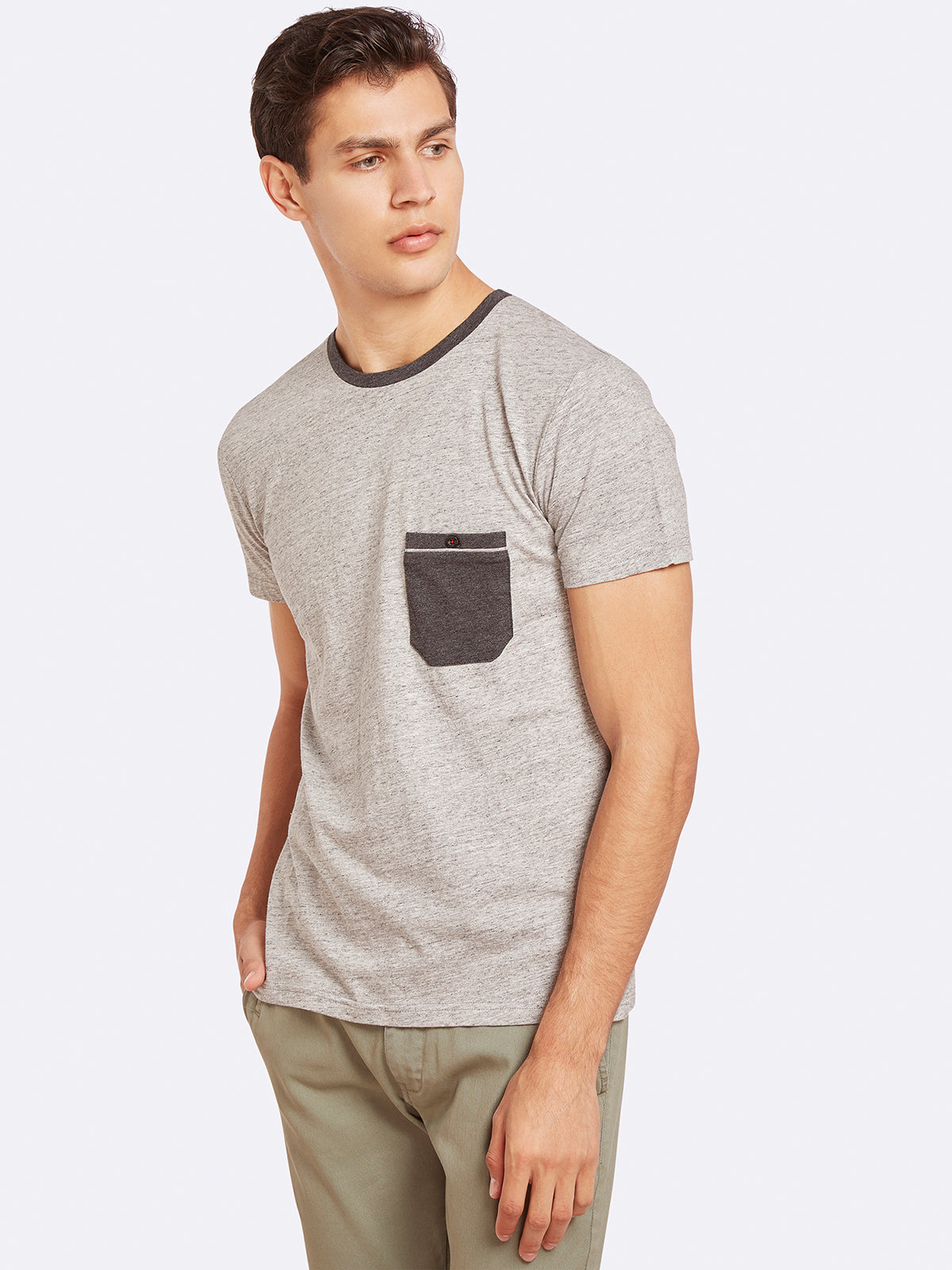 CONTRAST TRIM T-SHIRT