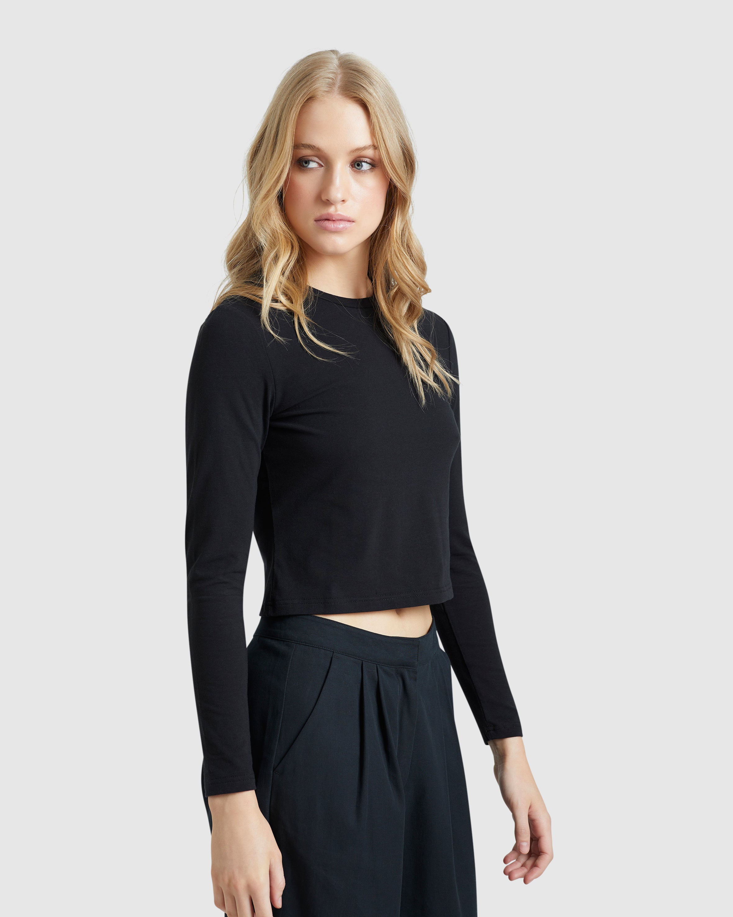 CLAUDIE CROP LONG SLEEVE T-SHIRT