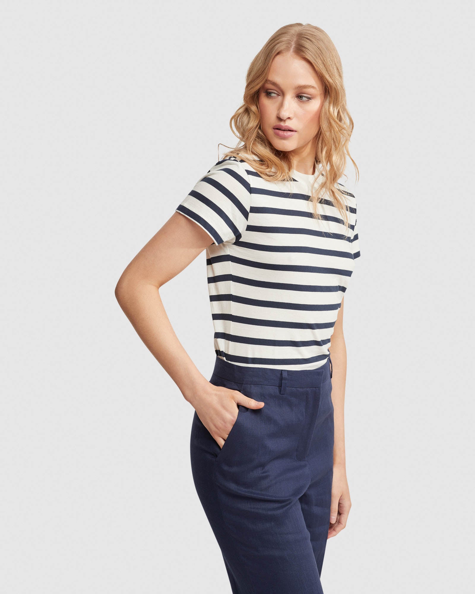 GIA STRIPED CROP T-SHIRT