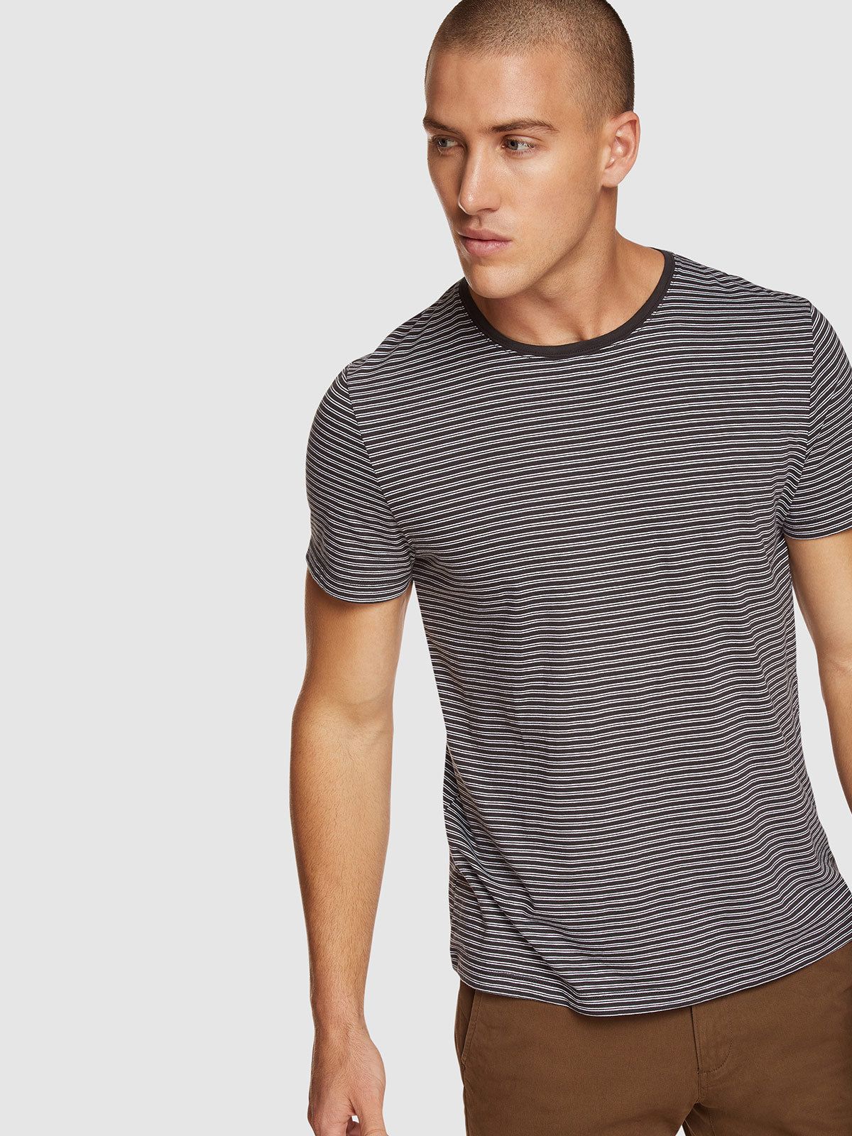 LEWIS STRIPED T-SHIRT