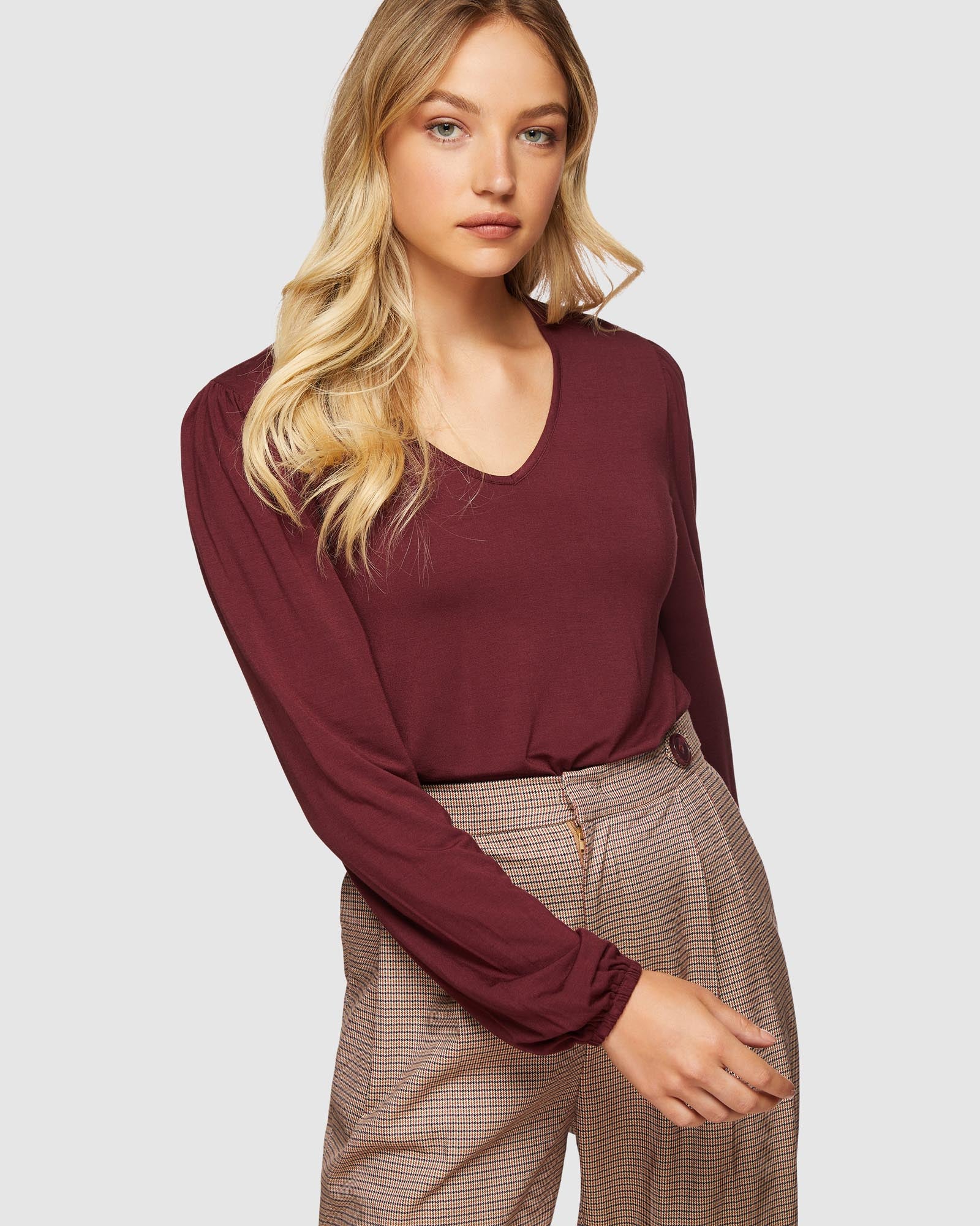 BELLA LONG SLEEVE T-SHIRT