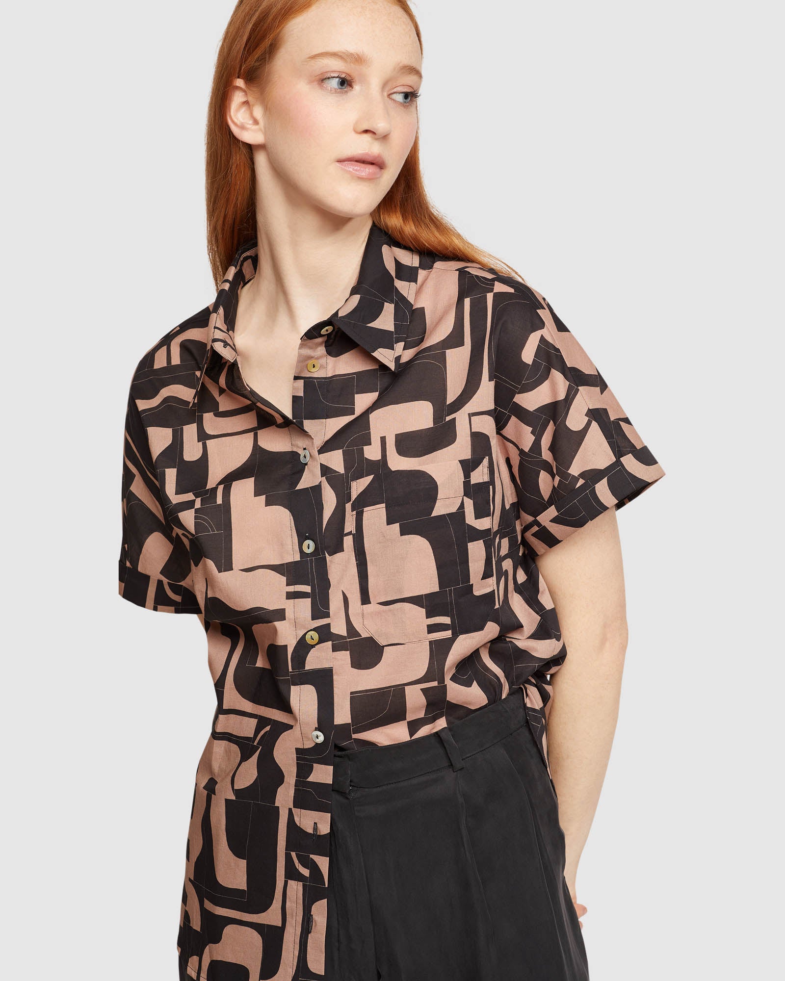 JASMINE GEO PRINT VOILE SHORT SLEEVE SHIRT