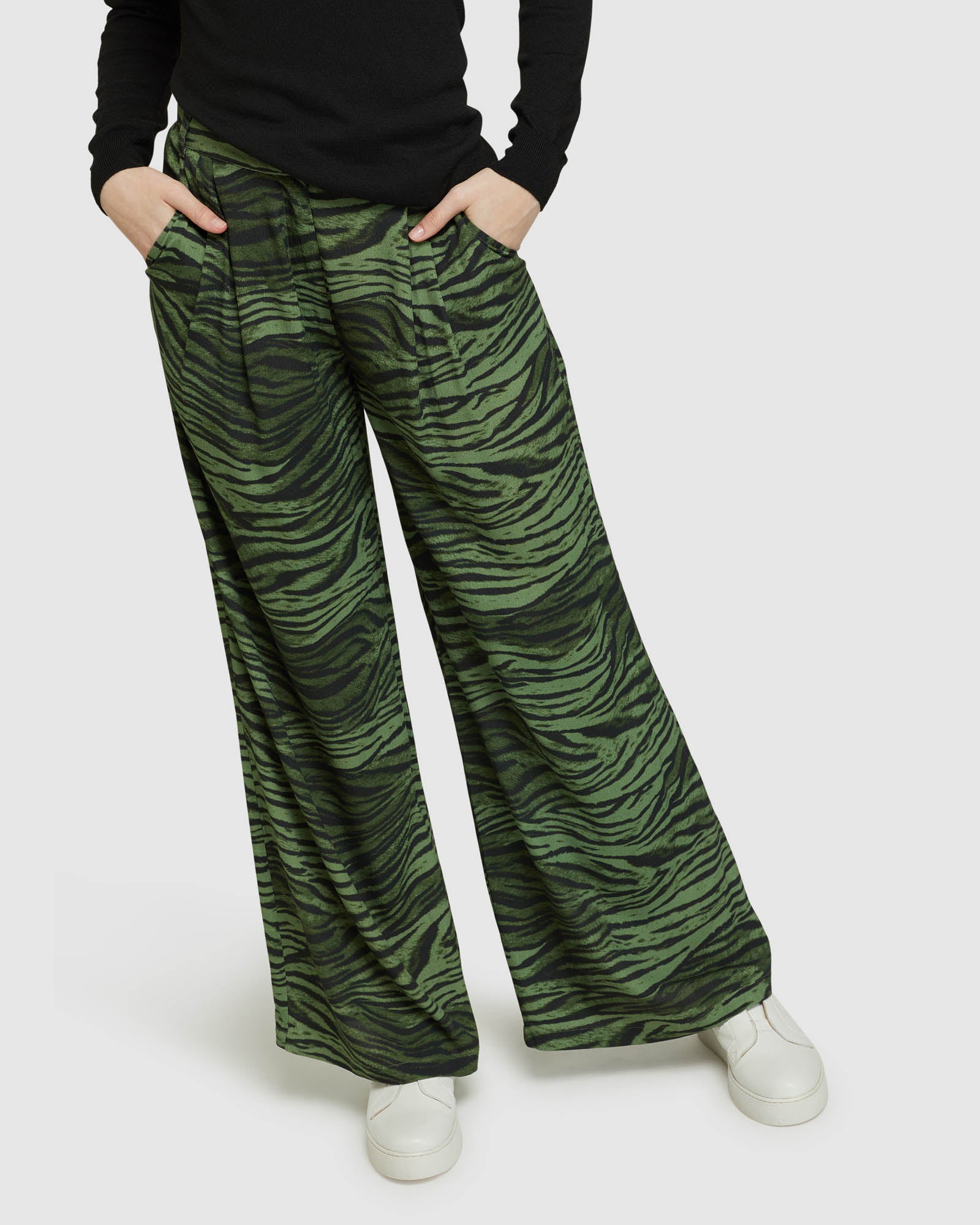 CHANTAL ANIMAL PRINT WIDE LEG PANTS