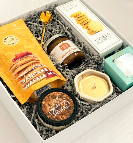 Breakfast in bed gift box