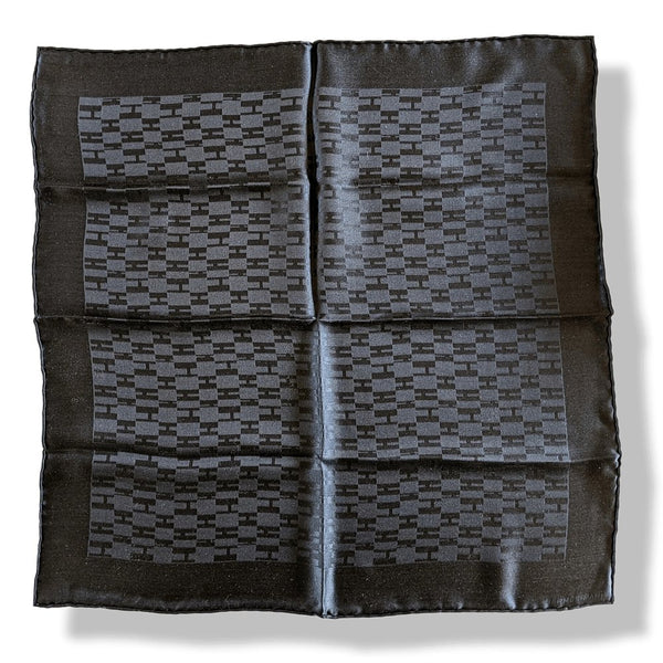 Hermes Men's Pochette Black FACONNEE GRAND H Jacquard Silk PONGEE Pocket Scarf 45cm, BNEW! - poupishop