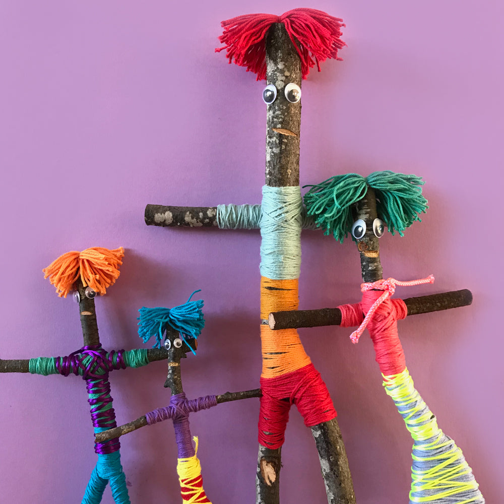 子ども・アート・サイエンス Blog: 枝に毛糸を巻いて作る小枝の家族