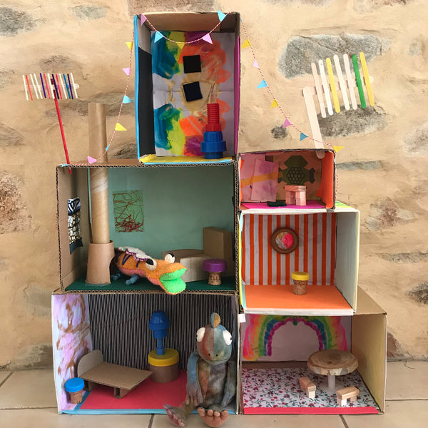 diy cardboard box dollhouse