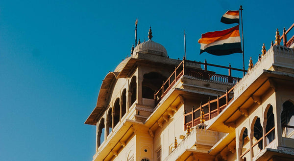 What to see at Jaipur - Indian flag waves over the City Palace