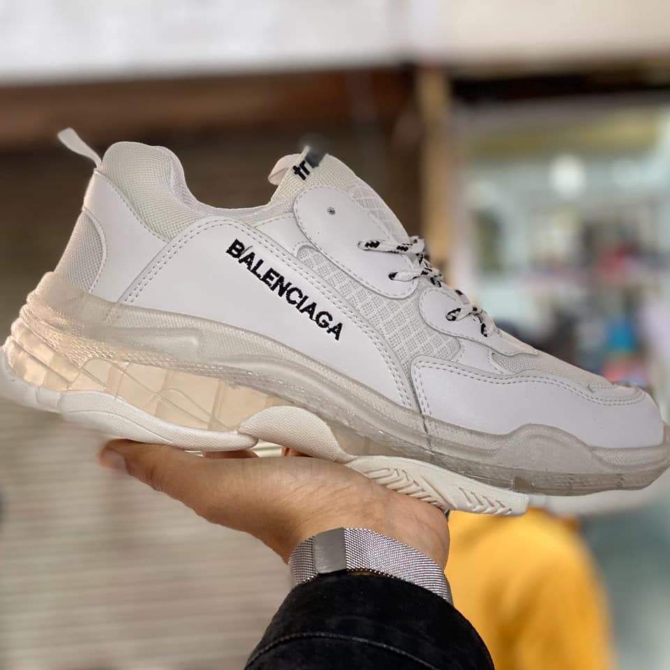 fila estilo balenciaga