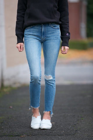 mother the looker ankle step fray jeans