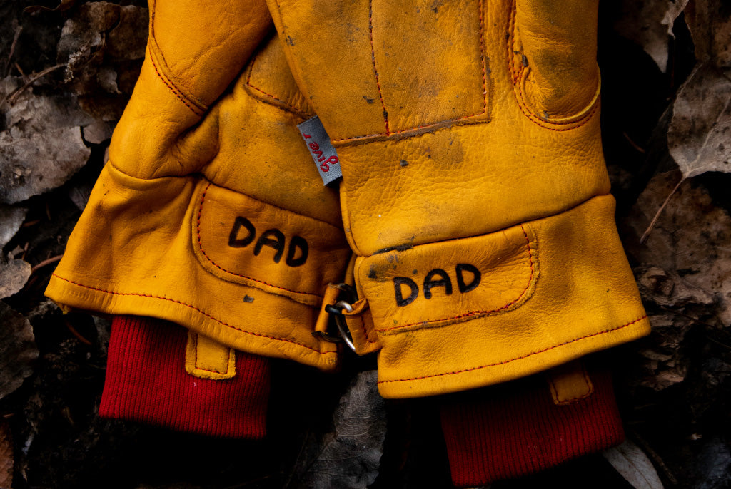 Leather gloves personalized with Dad