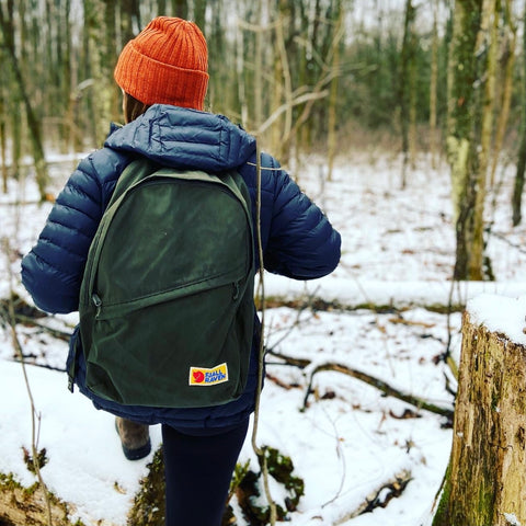 Fjallraven backpack, where buy a good hiking bag Ottawa, outdoorsy gift ideas for her, best outdoorsy gifts for him, Canadian gifts for outdoorsy hikers, camper gift guide, what to get the person who is always outside, holiday gift guide for travellers, Ottawa gift guide, top gifts in Ottawa for outdoorsy men & women, top outdoorsy couple gifts, Christmas gift ideas for outdoor lovers, holiday gift ideas for the hiker who is always outdoors, outdoorsy gifts to shop in Ottawa, outdoorsy gift guide to shop for adventurous friends this holiday season, what to gift outdoorsy travellers, top gift ideas for Canadian adventurers, local Canadian gift guide