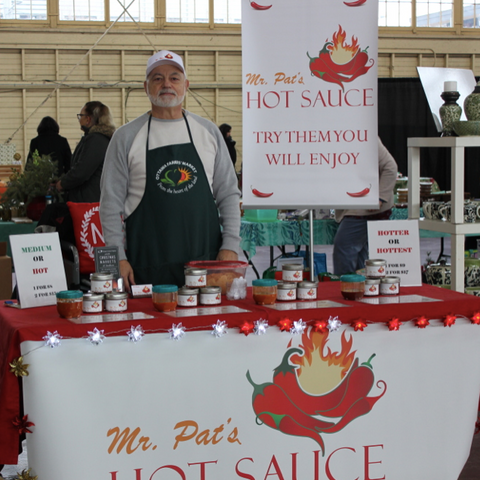 Mr Pats hot sauce, Ottawa farmer's market hot sauce booth, shop local in Ottawa Ontario, heat levels 1 to 5, find Ottawa's hottest sauce 