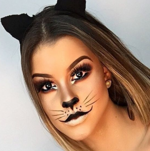 Pretty Halloween Makeup Ideas: Mermaid, Glitter & More