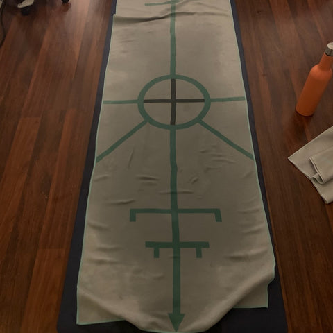 Bikram Yoga towel the Archer for your hot yoga Practice.