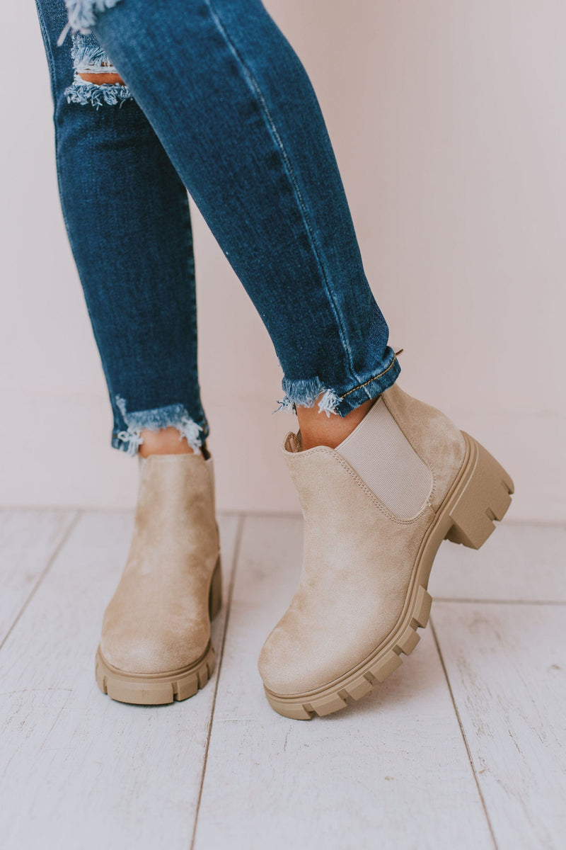 Shoes: Booties Kim Side Stretch Bootie Beige