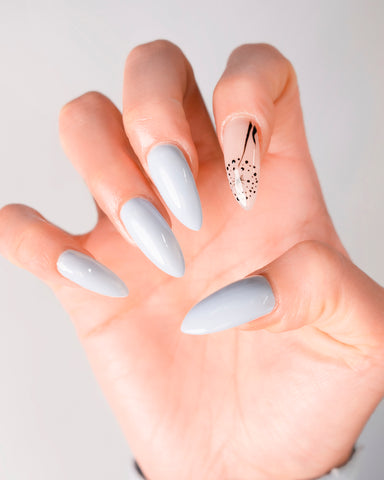 Dandelion nails made with PLA Gel Nail Polish