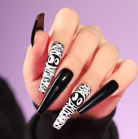 Halloween Mummy Nails created by PLA