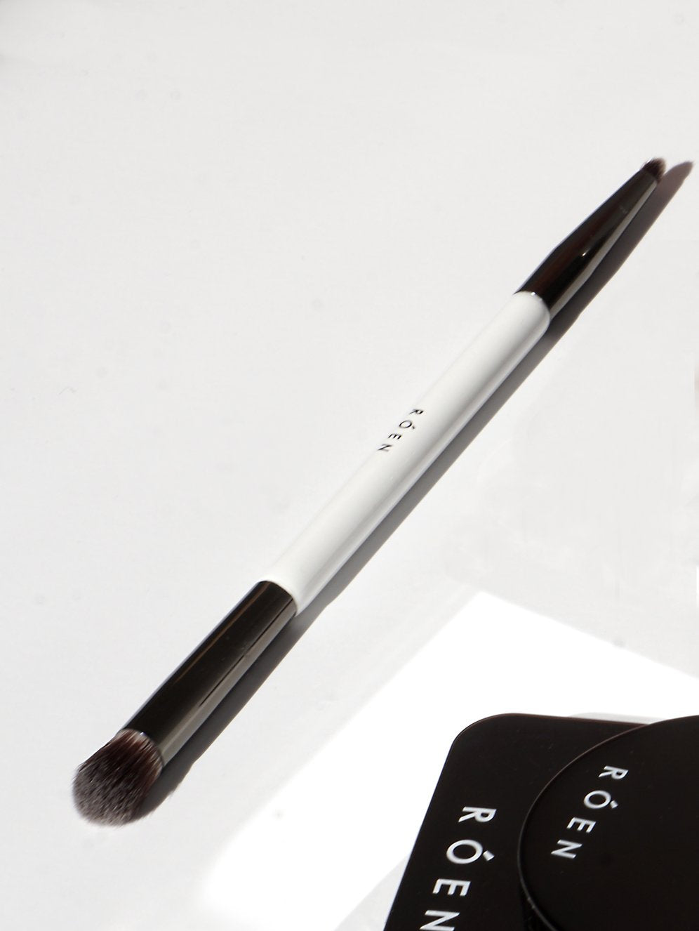 Everything Eye Brush | ROEN BEAUTY