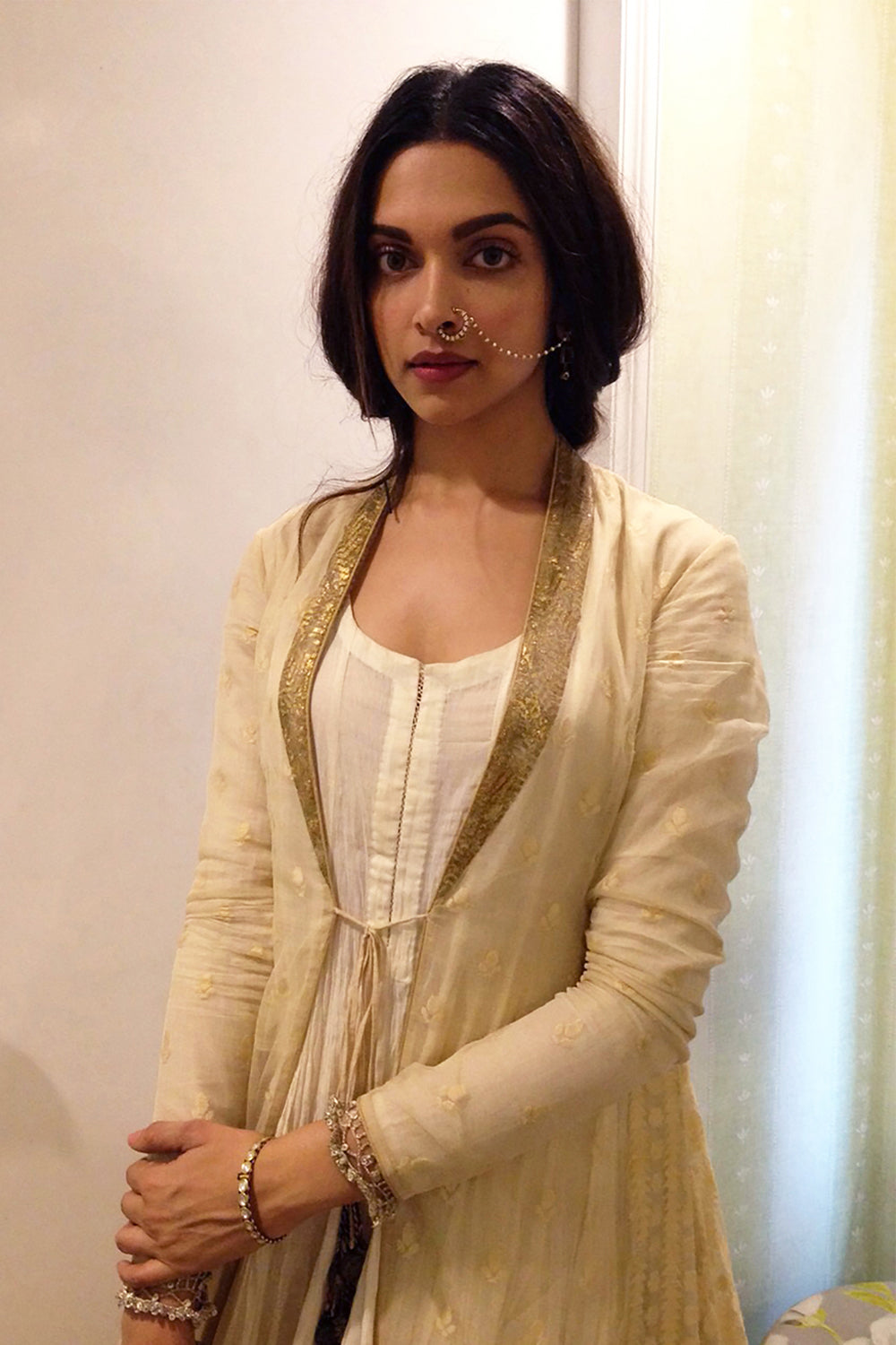 Deepika Padukone walks the ramp for 'Bajirao Mastani' collection by Anju  Modi. – THE FILM & FASHION JOURNAL