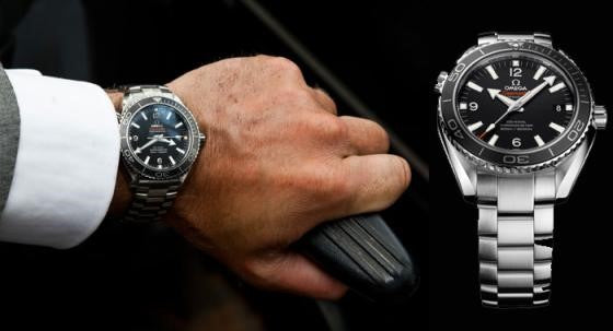 Daniel-Craig-as-James-Bond-porte-un-Omega-Seamaster-Planet-Ocean-600m-Titanium-in-Skyfall