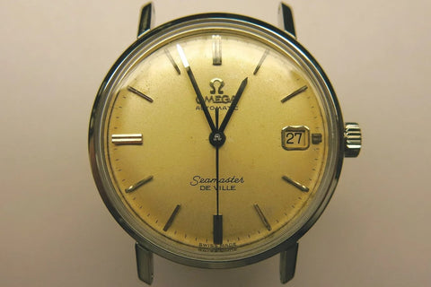 Omega-De-Ville-Seamaster-hands-Zurichberg